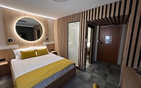 Hotel MANTOVA Vrhnika